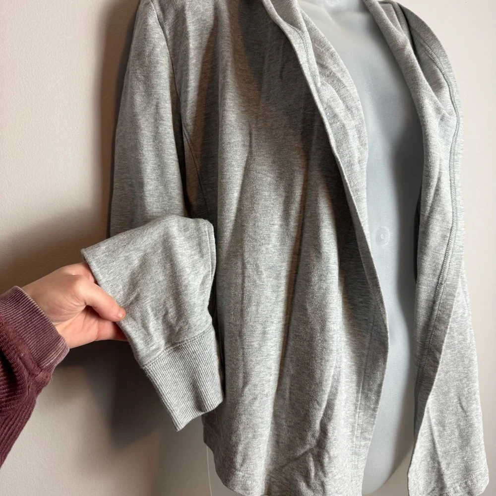 CALIA by Carrie Underwood Gray Open Face Waterfall Hoodie Size Small - Picture 2 of 8